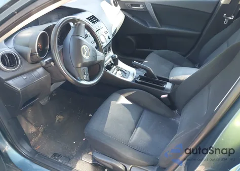 2011 Mazda Mazda3 I Sport from USA, damaged, VIN JM1BL1UG3B1390988